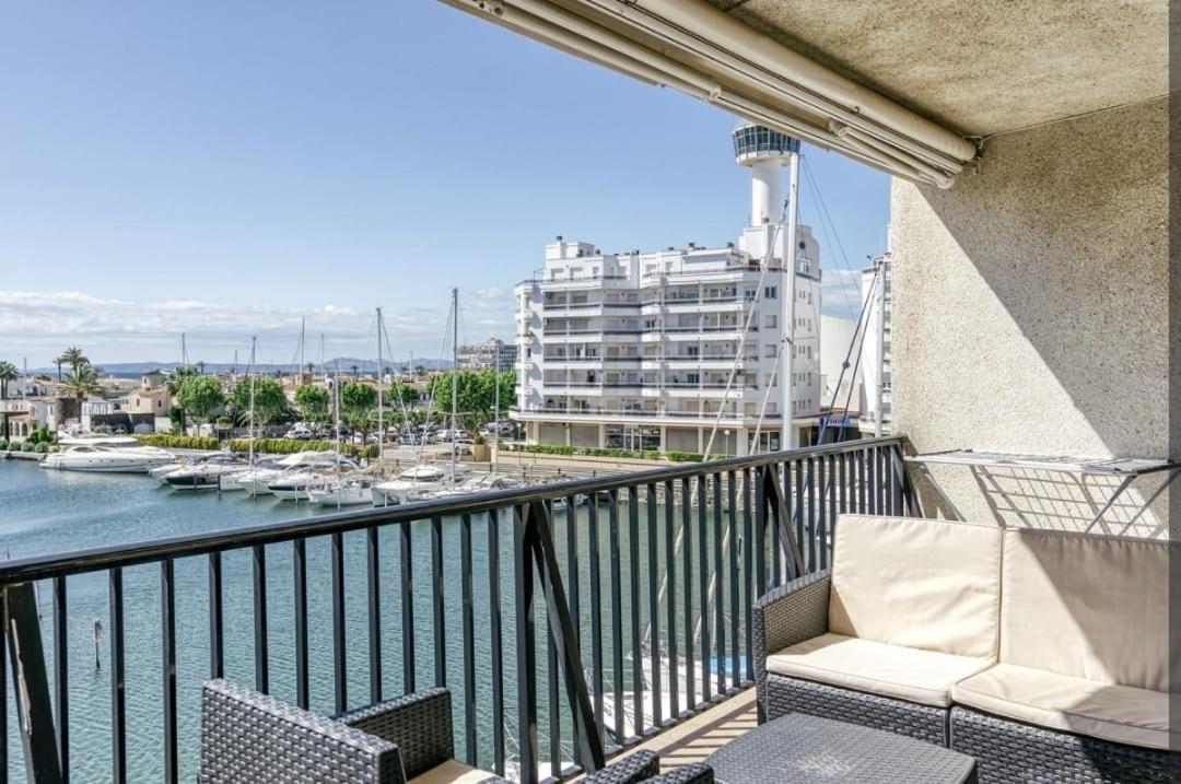 Apartamento Con Vistas A Mar Y Canal. Empuriabrava Luaran gambar